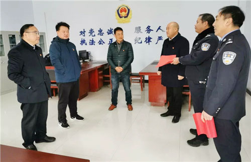 河南省栾川县公安局栾川派出所鸡冠洞警务室正式揭牌启用(组图)